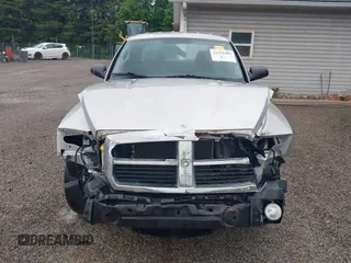 2007 Dodge Dakota ST z VIN 1D7HE22K37S177984, wystawiony jako IAAI lot #42330481 z przebiegiem 98 424 mil mil oraz . Historia ofert i sprzedaży dostępna na DreamBid. Obrazek 13.