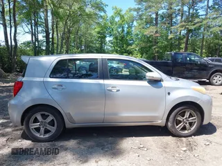 2009 Scion xD z VIN JTKKU10459J042833, wystawiony jako IAAI lot #42243912 z przebiegiem 249 495 mil mil oraz . Historia ofert i sprzedaży dostępna na DreamBid. Obrazek 13.