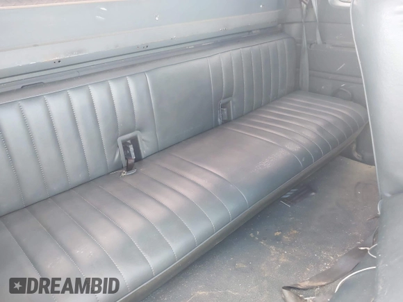 1993 Ford F-250 с VIN 1FTHX25G4PKA01246, выставлен на аукционе IAAI как лот 42497407 с пробегом 296 039 миль миль и . История ставок и продаж доступна на DreamBid. Изображение 8.