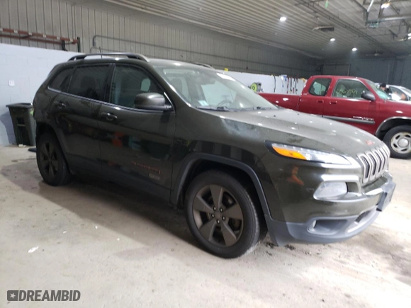 2016 Jeep Cherokee Altitude with VIN 1C4PJMCB0GW272264, listed as a Copart auction lot 84877824 with 160,834 mi miles and Salvage Title. Bid and sale history available at carsss.com. Image 4.