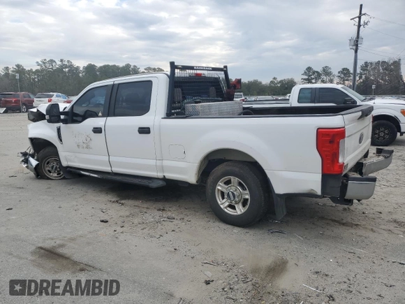 2017 Ford F-250 XL with VIN 1FT7W2A68HEC80552, listed as a Copart auction lot 45346095 with 142,720 mi miles and Salvage title. Bid and sale history available at DreamBid. Image 2.