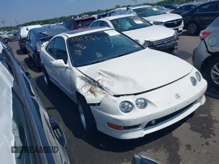 1997 Acura Integra GS-R with VIN JH4DC2392YS006704, listed as a IAAI auction lot 39813561 with 113,096 mi miles. Bid and sale history available at carsss.com. Image 1.