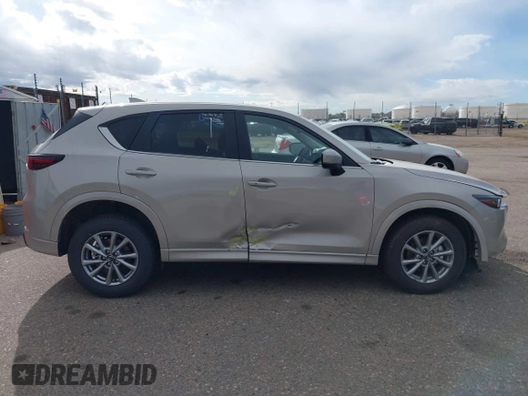 2025 Mazda CX-5 2.5 S Preferred Package with VIN JM3KFBCL1S0601601, listed as a IAAI auction lot 42135173 with 2,392 mi miles. Bid and sale history available at carsss.com. Image 14.