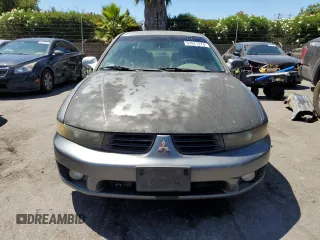 2002 Mitsubishi Galant ES z VIN 4A3AA46G02E097295, wystawiony jako Copart lot #67977274 z przebiegiem 149 375 mil mil oraz Szkody całkowita. Historia ofert i sprzedaży dostępna na DreamBid. Obrazek 5.