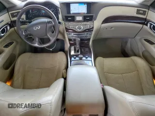 2015 Infiniti Q70 z VIN JN1BY1AP9FM541605, wystawiony jako Copart lot #59394525 z przebiegiem 164 327 mil mil oraz Szkoda całkowita • Salvage title. Historia ofert i sprzedaży dostępna na DreamBid. Obrazek 8.