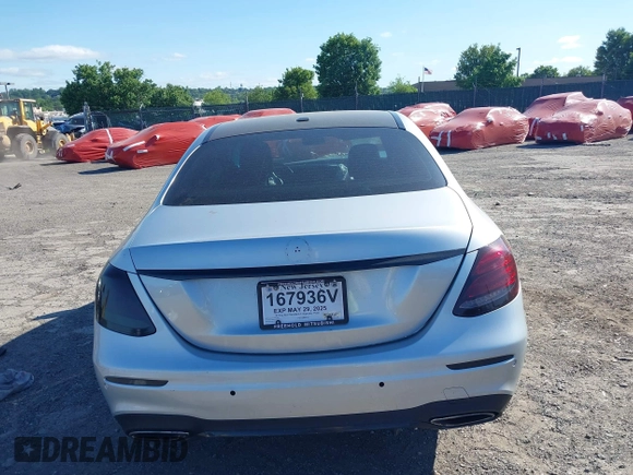 2020 Mercedes-Benz E 350 with VIN WDDZF8EB4LA703331, listed as a IAAI auction lot 42297055 with Not provided miles and . Bid and sale history available at DreamBid. Image 16.