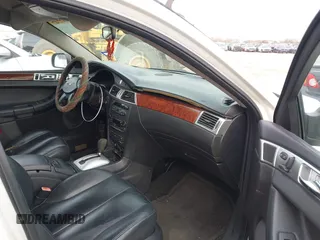 2005 Chrysler Pacifica Touring with VIN 2C8GF68465R653743, listed as a IAAI auction lot 41697747 with 250,645 mi miles and . Bid and sale history available at DreamBid. Image 5.