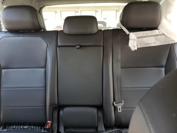 2018 Volkswagen Tiguan SEL z VIN 3VV3B7AXXJM214182, wystawiony jako Copart lot #53783515 z przebiegiem 117 466 mil mil oraz Szkoda całkowita • Salvage title. Historia ofert i sprzedaży dostępna na DreamBid. Obrazek 10.