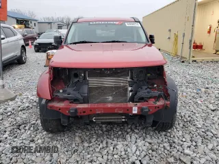 2009 Dodge Nitro SXT with VIN 1D8GU28K69W522292, listed as a Copart auction lot 84890274 with 121,311 mi miles and Salvage Title. Bid and sale history available at carsss.com. Image 5.