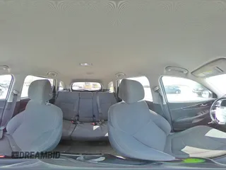 2017 Kia Sorento LX z VIN 5XYPG4A34HG220340, wystawiony jako Copart lot #57467775 z przebiegiem 144 612 mil mil oraz Szkoda całkowita • Salvage title. Historia ofert i sprzedaży dostępna na DreamBid. Obrazek 16.
