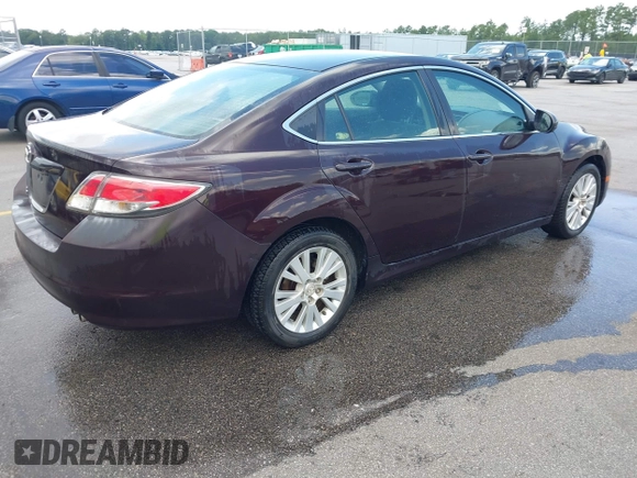 2010 Mazda 6 i Touring Plus z VIN 1YVHZ8CH7A5M28512, wystawiony jako IAAI lot #42447945 z przebiegiem 195 073 mil mil oraz . Historia ofert i sprzedaży dostępna na DreamBid. Obrazek 4.