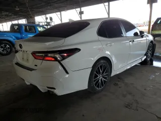2023 Toyota Camry SE with VIN 4T1G11AK3PU751545, listed as a Copart auction lot 50363385 with 47,488 mi miles and Salvage Title. Bid and sale history available at DreamBid. Image 3.