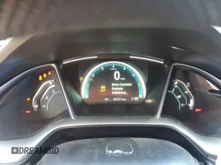 2017 Honda Civic EX-T with VIN 2HGFC1E32HH630878, listed as a Copart auction lot 83703104 with 93,221 mi miles and Salvage Title. Bid and sale history available at DreamBid. Image 9.