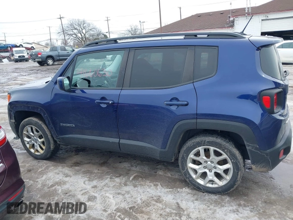 2017 Jeep Renegade Latitude with VIN ZACCJBBB4HPG10655, listed as a IAAI auction lot 41660630 with 118,072 mi miles. Bid and sale history available at carsss.com. Image 14.