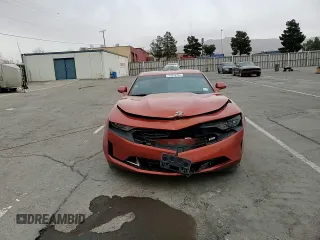 2024 Chevrolet Camaro 1LT z VIN 1G1FB1RS6R0109664, wystawiony jako Copart lot #49248365 z przebiegiem 21 394 mil mil oraz Czysty tytuł • Clean title. Historia ofert i sprzedaży dostępna na DreamBid. Obrazek 11.