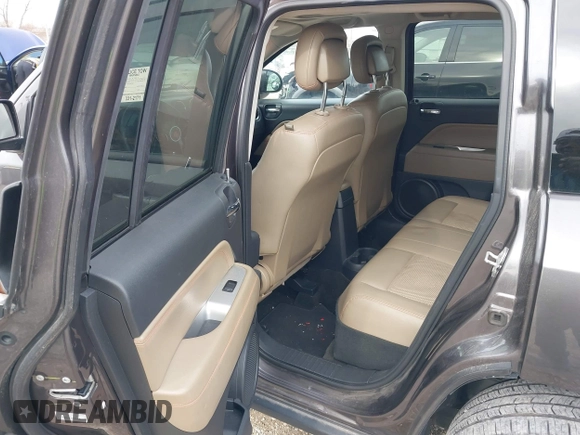 2016 Jeep Compass High Altitude with VIN 1C4NJDAB5GD508638, listed as a IAAI auction lot 40855800 with 105,949 mi miles. Bid and sale history available at carsss.com. Image 8.