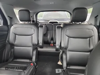 2022 Ford Explorer XLT with VIN 1FMSK7DH3NGB75784, listed as a Copart auction lot 55947905 with 32,622 mi miles and Clean title. Bid and sale history available at DreamBid. Image 10.