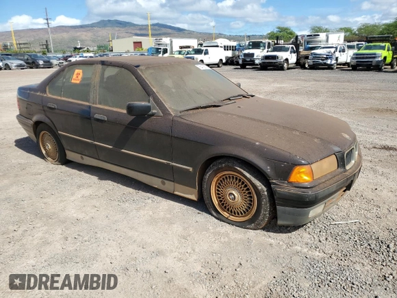 1993 BMW 3 Series z VIN WBACB3316PFE10919, wystawiony jako Copart lot #76412814 z przebiegiem 113 386 mil mil oraz Czysty tytuł • Clean title. Historia ofert i sprzedaży dostępna na DreamBid. Obrazek 4.