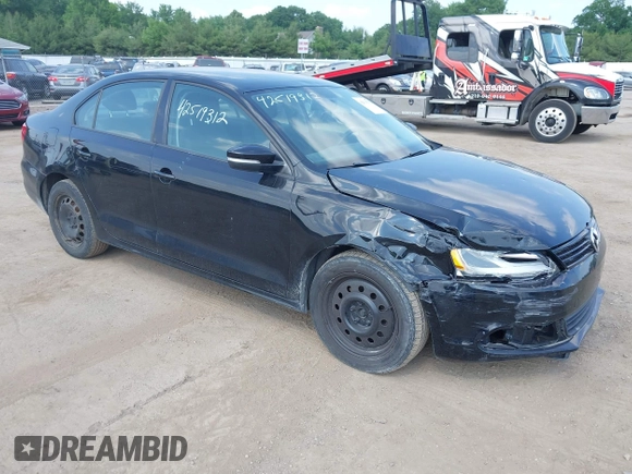 2011 Volkswagen Jetta SE с VIN 3VWDZ7AJ2BM327620, выставлен на аукционе IAAI как лот 42519312 с пробегом 216 071 миль миль и . История ставок и продаж доступна на DreamBid. Изображение 1.