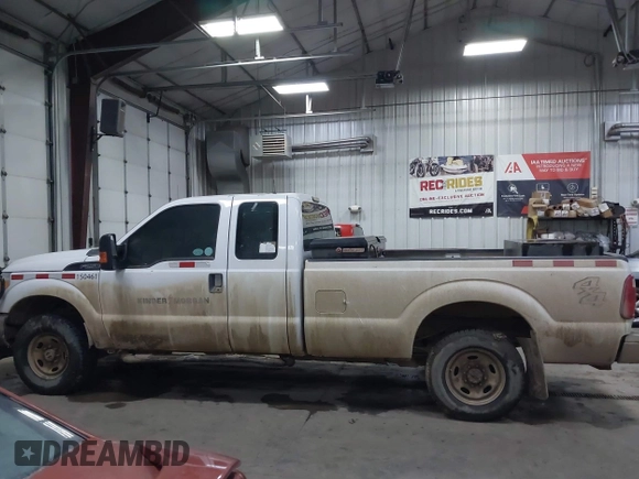 2015 Ford F-250 XLT with VIN 1FT7X2B68FEC25138, listed as a IAAI auction lot 38075714 with Not provided miles and . Bid and sale history available at DreamBid. Image 14.