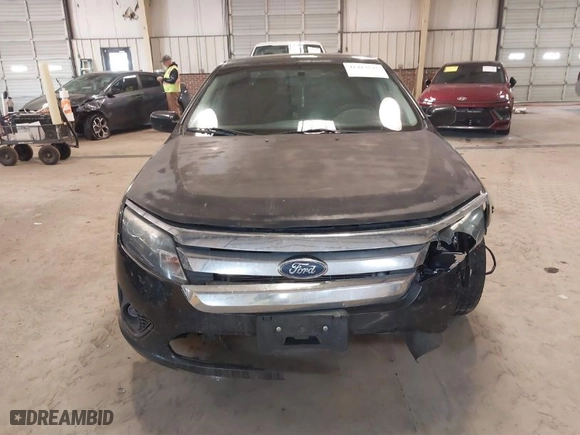 2011 Ford Fusion SE with VIN 3FAHP0HA8BR229076, listed as a IAAI auction lot 41413525 with 221,572 mi miles. Bid and sale history available at carsss.com. Image 12.