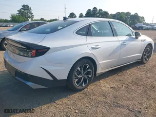 2024 Hyundai Sonata SEL with VIN KMHL64JA6RA411495, listed as a IAAI auction lot 42046742 with 23,387 mi miles. Bid and sale history available at carsss.com. Image 4.