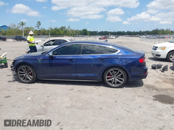 2018 Audi S5 Sportback Prestige z VIN WAUC4CF58JA003890, wystawiony jako IAAI lot #42176231 z przebiegiem 94 954 mil mil oraz . Historia ofert i sprzedaży dostępna na DreamBid. Obrazek 15.