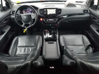 2020 Honda Pilot Touring 7-Passenger z VIN 5FNYF6H67LB003593, wystawiony jako Copart lot #83658334 z przebiegiem 105 575 mil mil oraz Szkoda całkowita • Salvage title. Historia ofert i sprzedaży dostępna na DreamBid. Obrazek 8.