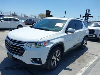 2020 Chevrolet Traverse LT with VIN 1GNERHKW4LJ219609, listed as a IAAI auction lot 42282788 with 55,836 mi miles and . Bid and sale history available at DreamBid. Image 2.