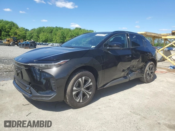 2024 Toyota bZ4X XLE z VIN JTMABACAXRA088300, wystawiony jako Copart lot #55844025 z przebiegiem 369 mil mil oraz Szkody całkowita. Historia ofert i sprzedaży dostępna na DreamBid. Obrazek 1.