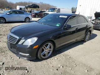 2013 Mercedes-Benz E 350 Luxury with VIN WDDHF8JB8DA735489, listed as a Copart auction lot 48387335 with 247,382 mi miles and Clean Title. Bid and sale history available at DreamBid. Image 1.