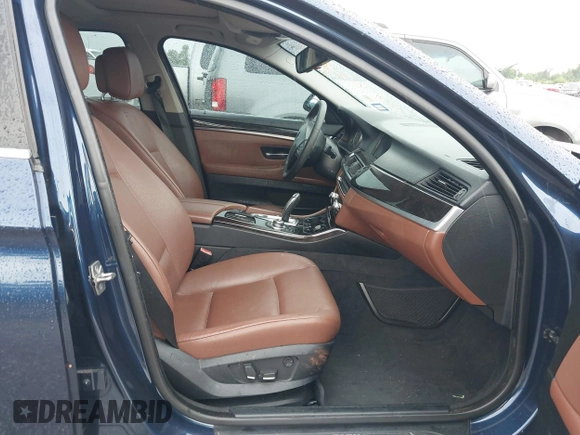 2012 BMW 5 Series 528i z VIN WBAXG5C54CDX04629, wystawiony jako IAAI lot #42360312 z przebiegiem 131 603 mil mil oraz . Historia ofert i sprzedaży dostępna na DreamBid. Obrazek 5.