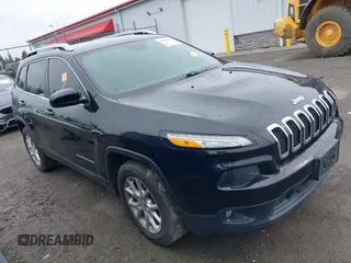 2018 Jeep Cherokee Latitude Plus with VIN 1C4PJMLX3JD548337, listed as a IAAI auction lot 41685024 with 127,343 mi miles. Bid and sale history available at carsss.com. Image 1.