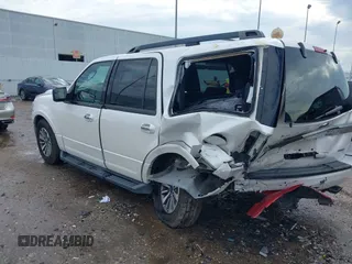 2017 Ford Expedition XLT с VIN 1FMJU1HT5HEA63196, выставлен на аукционе IAAI как лот 42423484 с пробегом 85 932 миль миль и . История ставок и продаж доступна на DreamBid. Изображение 3.