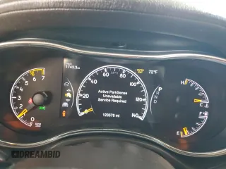 2017 Jeep Grand Cherokee Overland with VIN 1C4RJFCTXHC768687, listed as a Copart auction lot 51442495 with 123,578 mi miles and Clean Title. Bid and sale history available at carsss.com. Image 9.