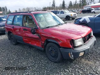 1999 Subaru Forester L with VIN JF1SF6357XH748358, listed as a IAAI auction lot 41885337 with 201,441 mi miles. Bid and sale history available at carsss.com. Image 1.