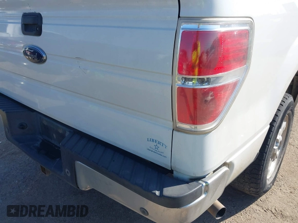 2009 Ford F-150 XL with VIN 1FTPW12V39KA70475, listed as a IAAI auction lot 41695200 with 249,666 mi miles. Bid and sale history available at carsss.com. Image 18.