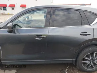 2018 Mazda CX-5 Grand Touring with VIN JM3KFBDM8J0441867, listed as a IAAI auction lot 41565147 with 62,466 mi miles. Bid and sale history available at carsss.com. Image 15.