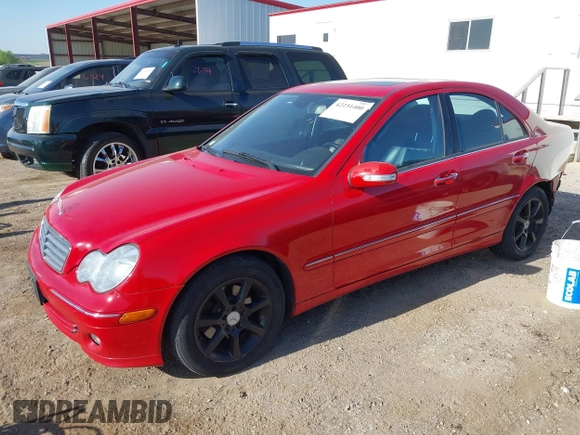 2007 Mercedes-Benz C 280 Luxury z VIN WDBRF92H97F846825, wystawiony jako IAAI lot #42231400 z przebiegiem 137 526 mil mil oraz . Historia ofert i sprzedaży dostępna na DreamBid. Obrazek 2.