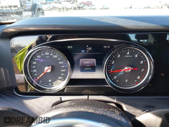 2019 Mercedes-Benz E-Class E 300 with VIN WDDZF4KB7KA544039, listed as a IAAI auction lot 41824267 with 67,072 mi miles. Bid and sale history available at carsss.com. Image 7.