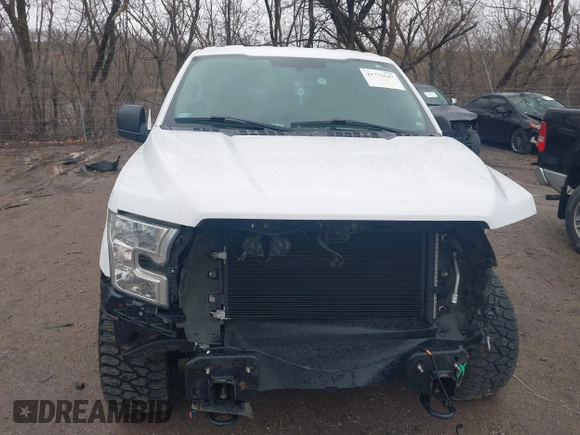 2016 Ford F-150 XLT with VIN 1FTEW1E80GKD92713, listed as a IAAI auction lot 41722647 with 81,238 mi miles. Bid and sale history available at carsss.com. Image 17.
