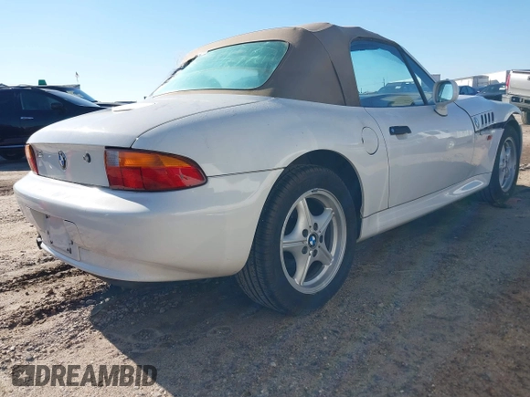 1997 BMW 3 Series 1.9L with VIN 4USCH7326VLB78445, listed as a IAAI auction lot 41447223 with 1 mi miles. Bid and sale history available at carsss.com. Image 4.