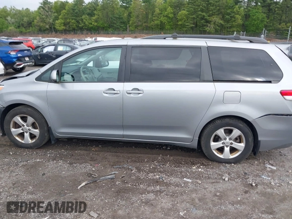 2012 Toyota Sienna LE AAS with VIN 5TDKK3DC7CS196531, listed as a IAAI auction lot 42279383 with 121,633 mi miles and . Bid and sale history available at DreamBid. Image 14.