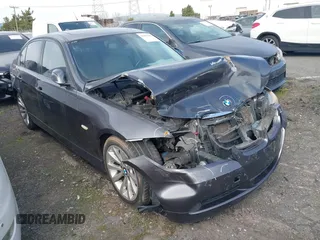 2008 BMW 3 Series 328i with VIN WBAVC53538FZ88074, listed as a IAAI auction lot 41601162 with 250,438 mi miles. Bid and sale history available at carsss.com. Image 1.