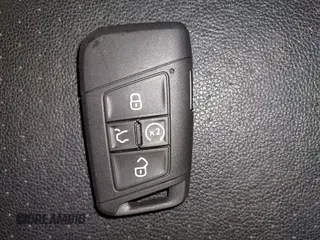 2023 Volkswagen Atlas SE с VIN 1V2KP2CA8PC514805, выставлен на аукционе IAAI как лот 41190485 с пробегом 20 639 миль миль и . История ставок и продаж доступна на DreamBid. Изображение 11.