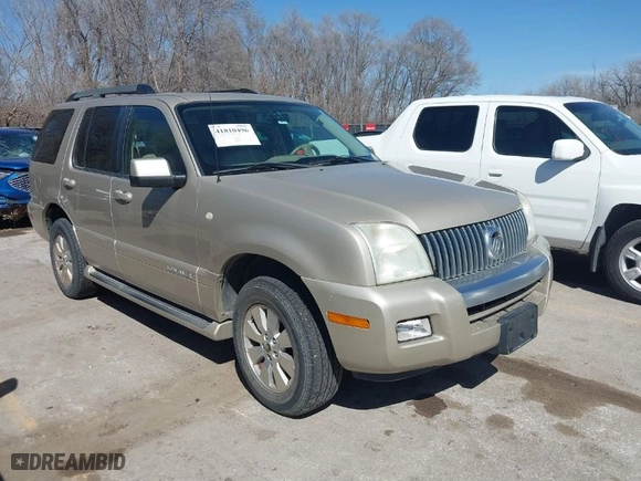 2007 Mercury Mountaineer with VIN 4M2EU47E87UJ16594, listed as a IAAI auction lot 41810496 with 205,391 mi miles. Bid and sale history available at carsss.com. Image 1.