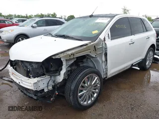 2012 Lincoln MKX z VIN 2LMDJ8JK2CBL09145, wystawiony jako IAAI lot #42309315 z przebiegiem 140 219 mil mil oraz . Historia ofert i sprzedaży dostępna na DreamBid. Obrazek 18.