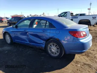 2007 Chrysler Sebring Touring z VIN 1C3LC56K77N523429, wystawiony jako Copart lot #46944025 z przebiegiem Nie podano mil oraz Szkody całkowita. Historia ofert i sprzedaży dostępna na DreamBid. Obrazek 2.