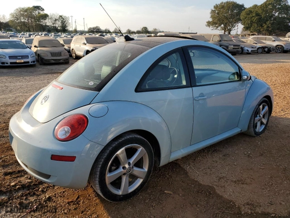 2010 Volkswagen New Beetle Coupe with VIN 3VWRW3AG0AM023003, listed as a Copart auction lot 78134024 with 170,321 mi miles and Salvage Title. Bid and sale history available at carsss.com. Image 3.