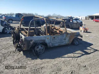 1995 Jeep Wrangler S with VIN 1J4FY19P9SP301556, listed as a Copart auction lot 42497725 with 0 mi miles and Salvage Title. Bid and sale history available at carsss.com. Image 3.